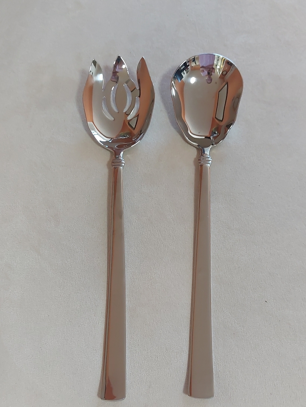 NEW VINTAGE REED&BARTER Stainless Steel Silver Salad Serving Spoon and Fork Set